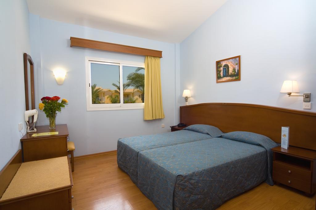 Tasia Maris Gardens Ayia Napa Pokoj fotografie